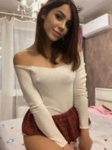 Юна